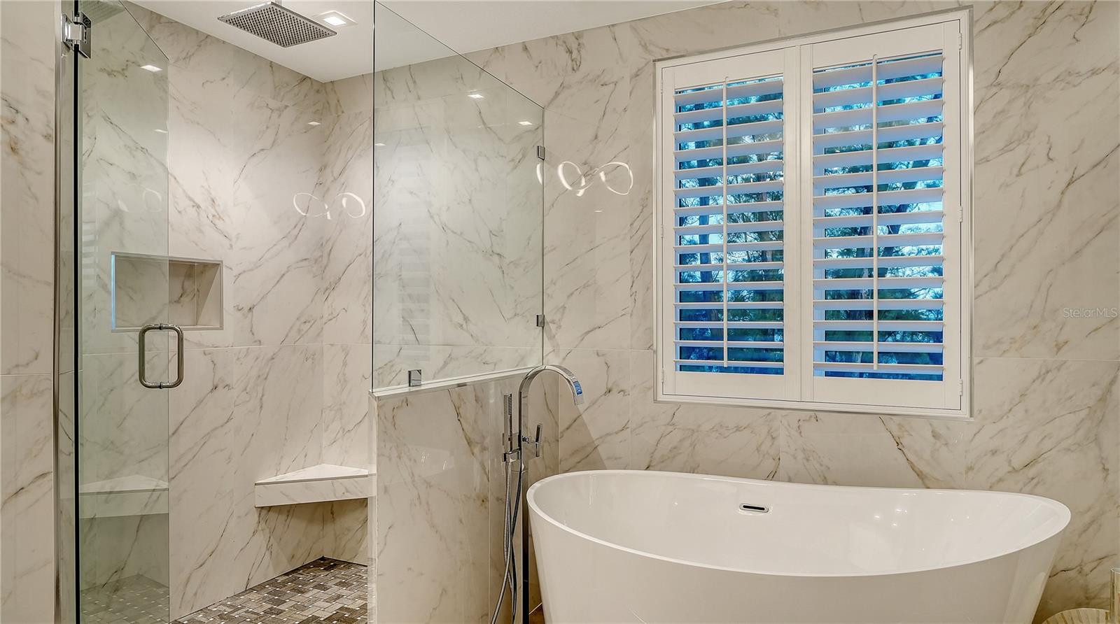 Image 26 of 49 For 2333 Gulf Of Mexico Drive 1a2