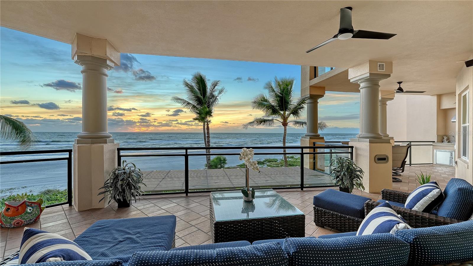 Image 9 of 49 For 2333 Gulf Of Mexico Drive 1a2