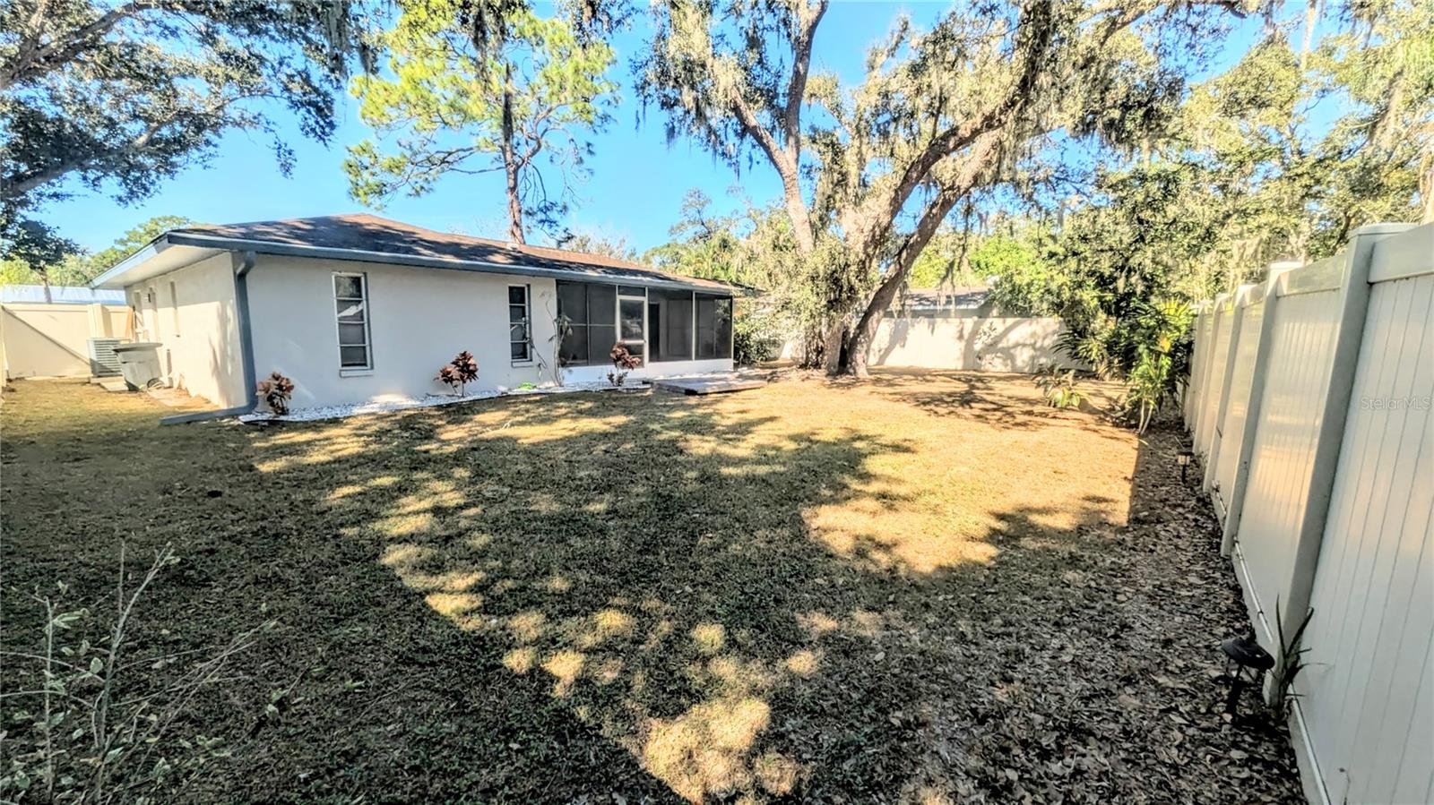 Image 23 of 26 For 2017 Arden Drive