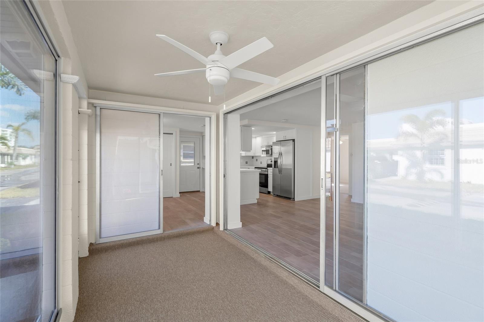 Image 31 of 99 For 6150 Midnight Pass Road V12