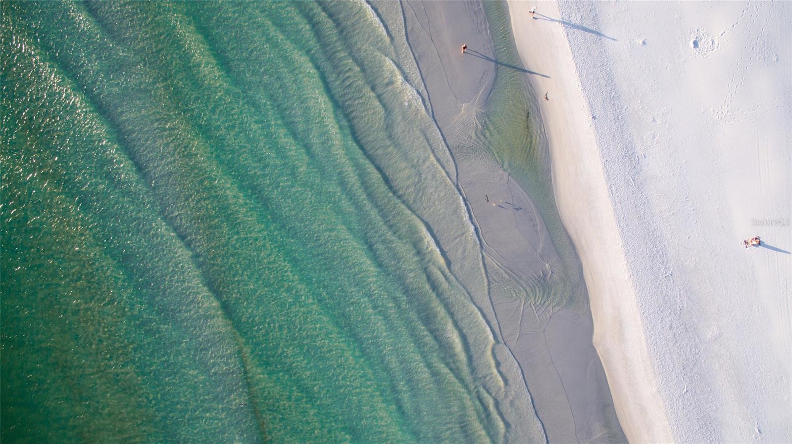 Image 79 of 99 For 6150 Midnight Pass Road V12