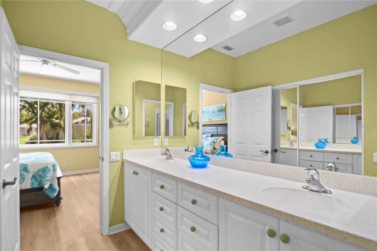 Image 26 of 38 For 8579 54th Avenue Circle E