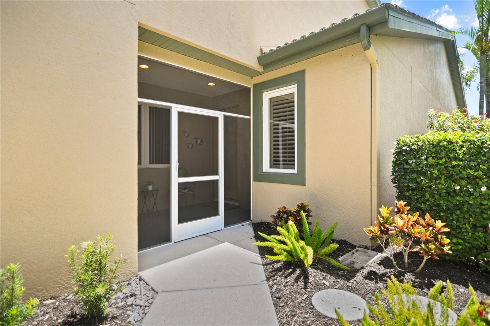 Image 4 of 38 For 8579 54th Avenue Circle E