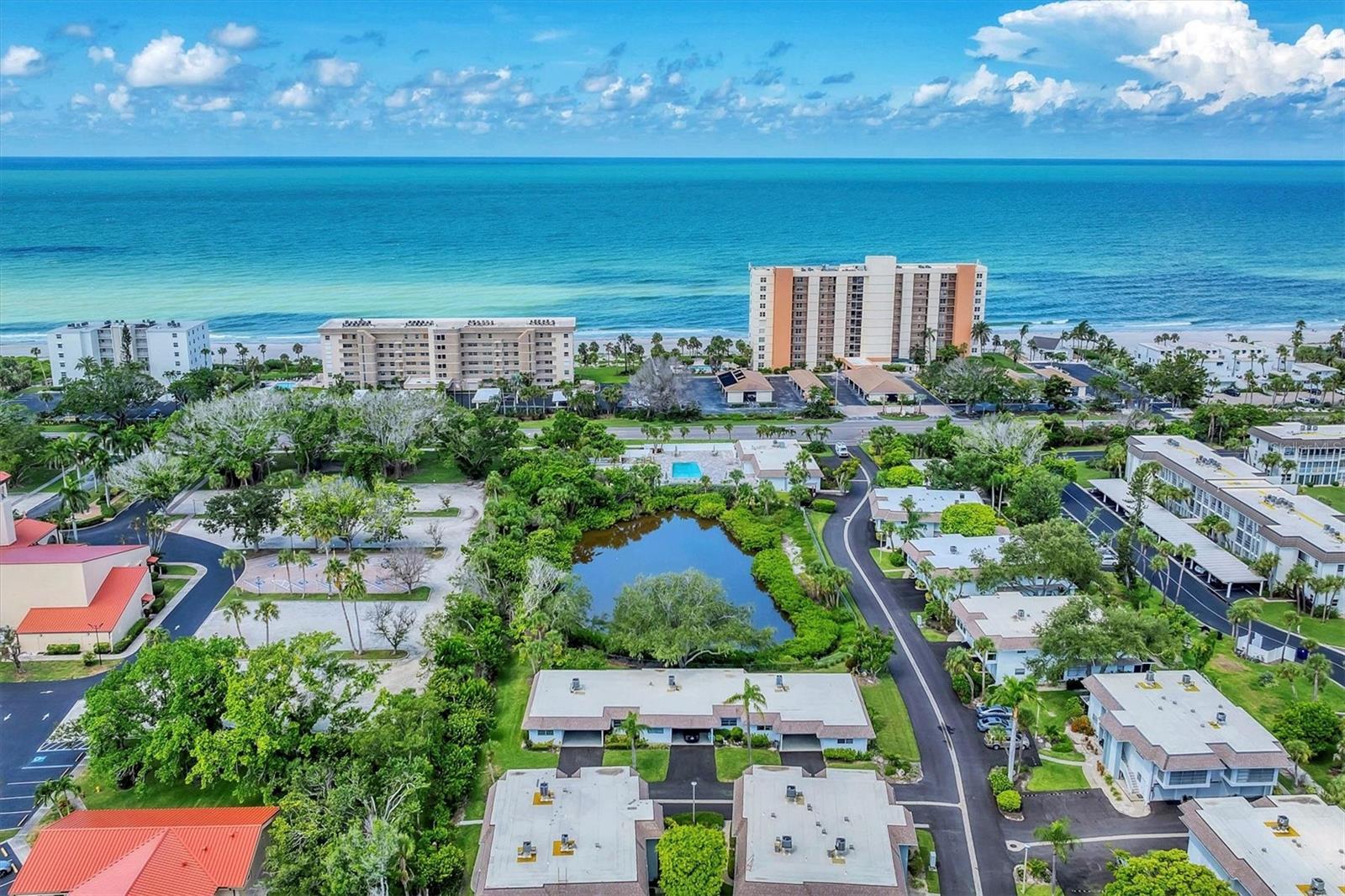 Image 24 of 48 For 534 Sutton Place 534