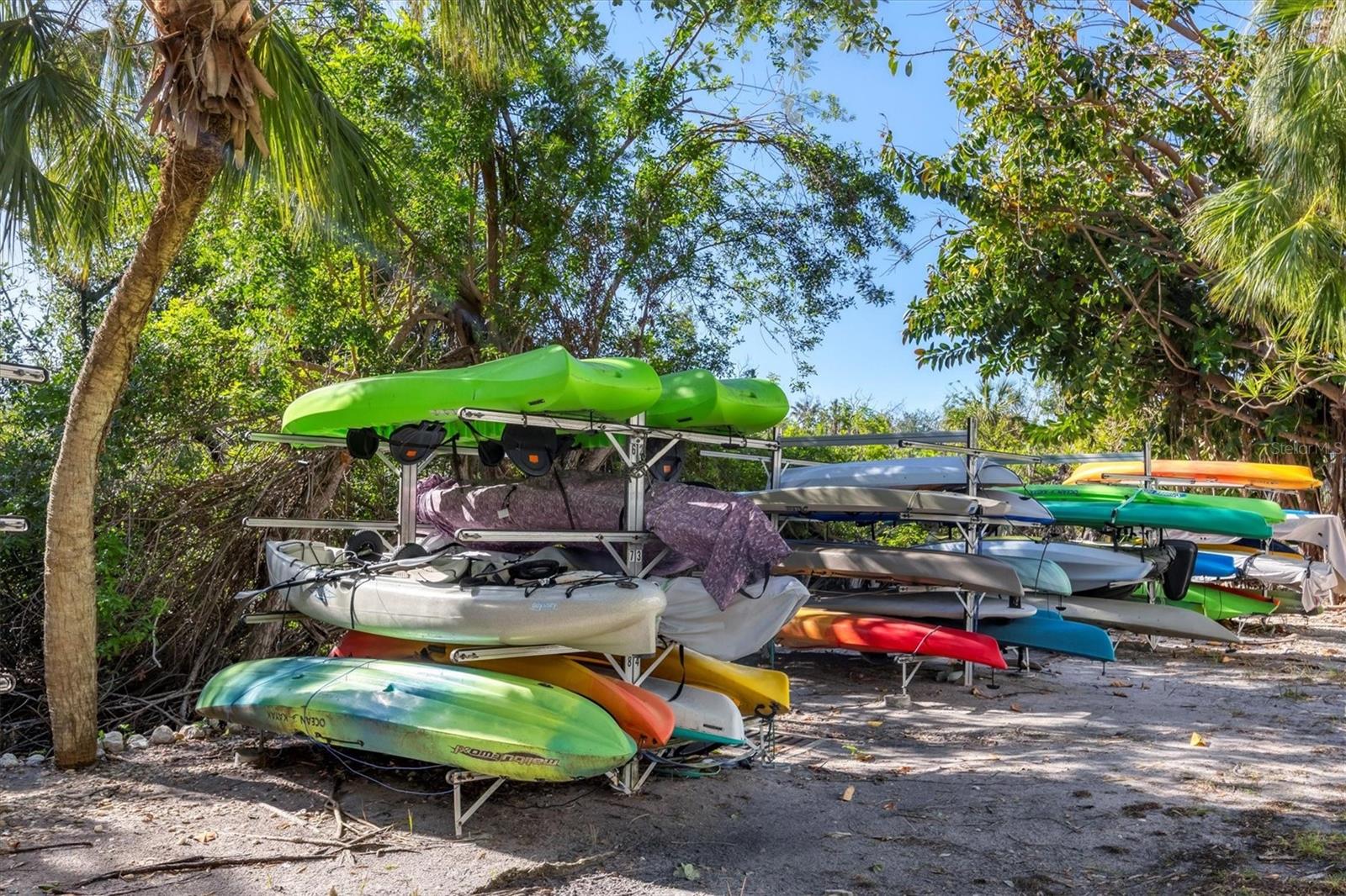 Image 37 of 48 For 534 Sutton Place 534