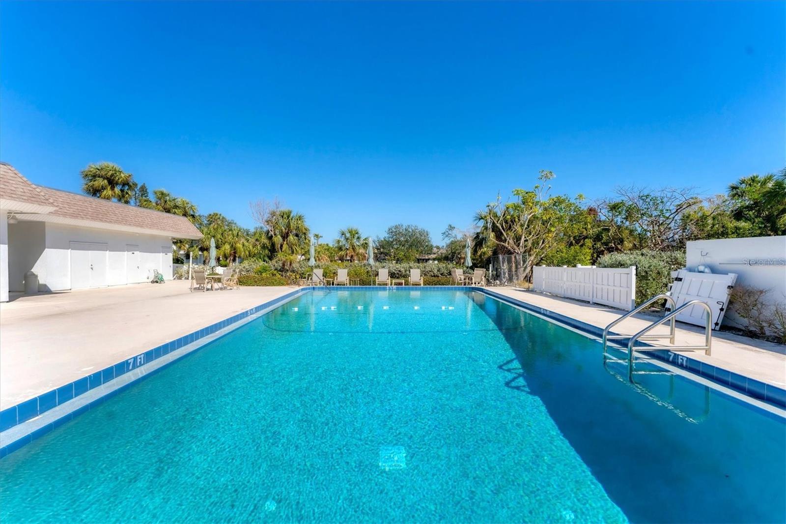 Image 38 of 48 For 534 Sutton Place 534