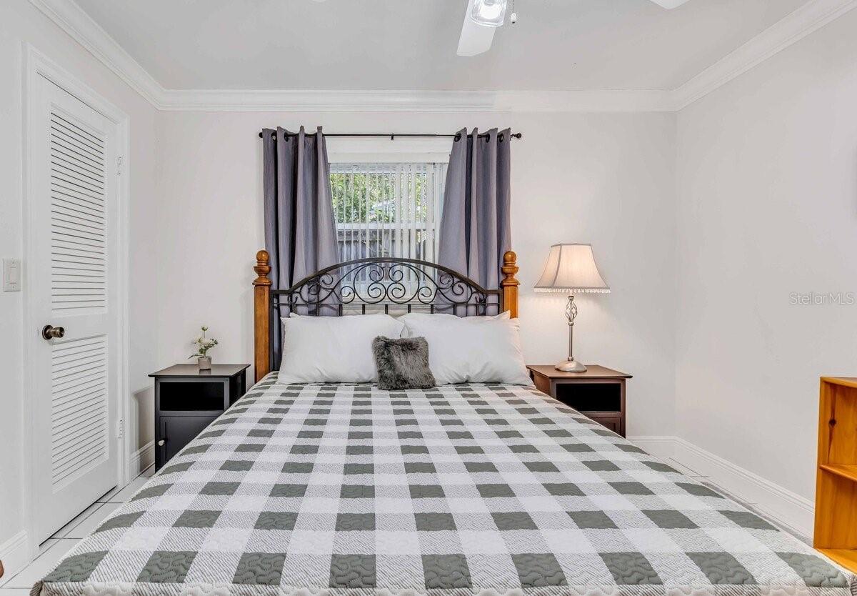 Image 19 of 24 For 3953 Linwood Street