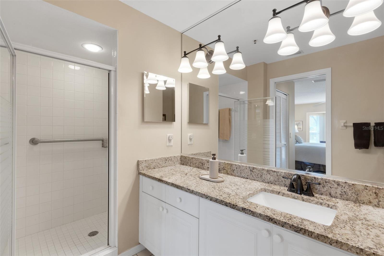 Image 34 of 58 For 6908 Drewrys Bluff 712