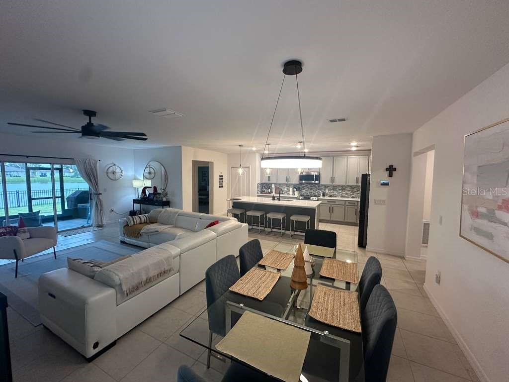 Image 14 of 41 For 11612 Armada Way 11612