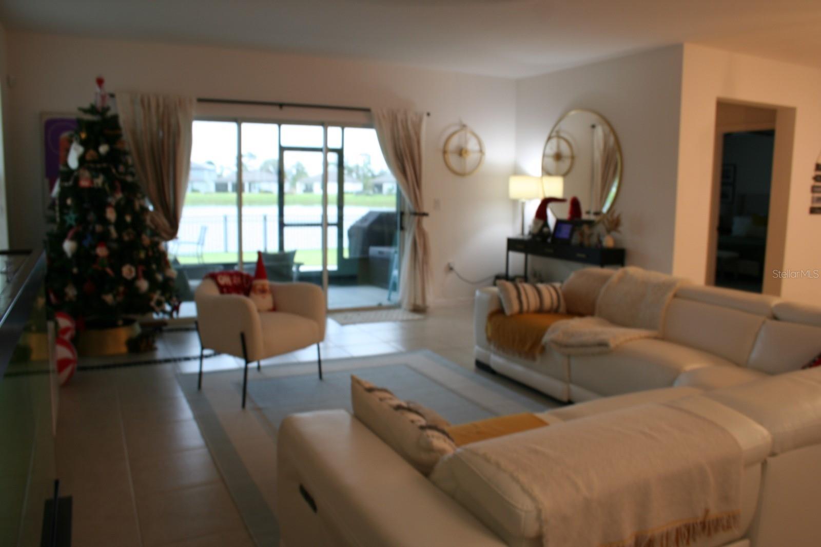 Image 15 of 41 For 11612 Armada Way 11612