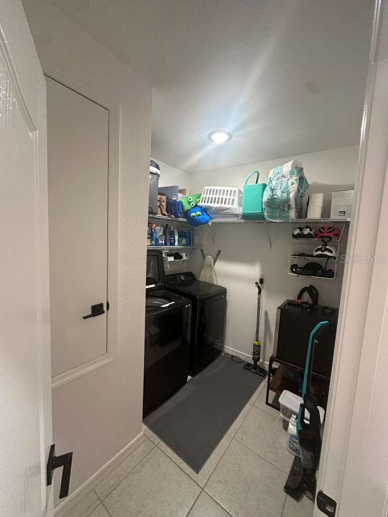 Image 34 of 41 For 11612 Armada Way 11612