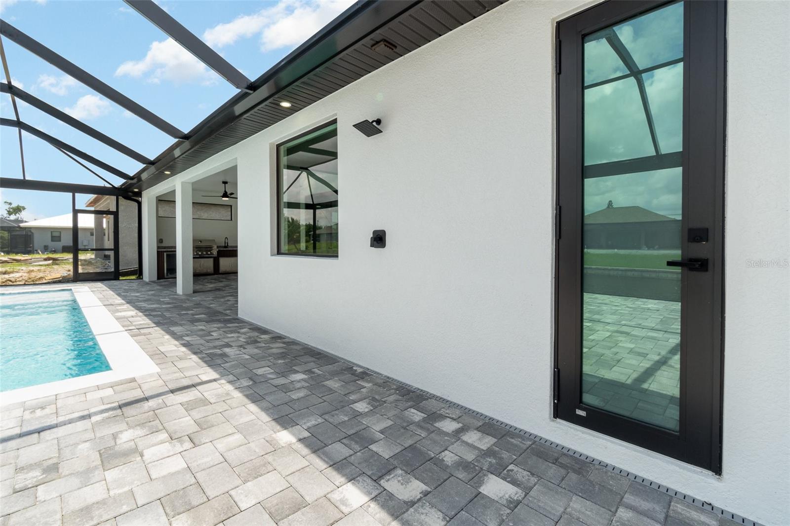 Image 5 of 40 For 1417 24th Street