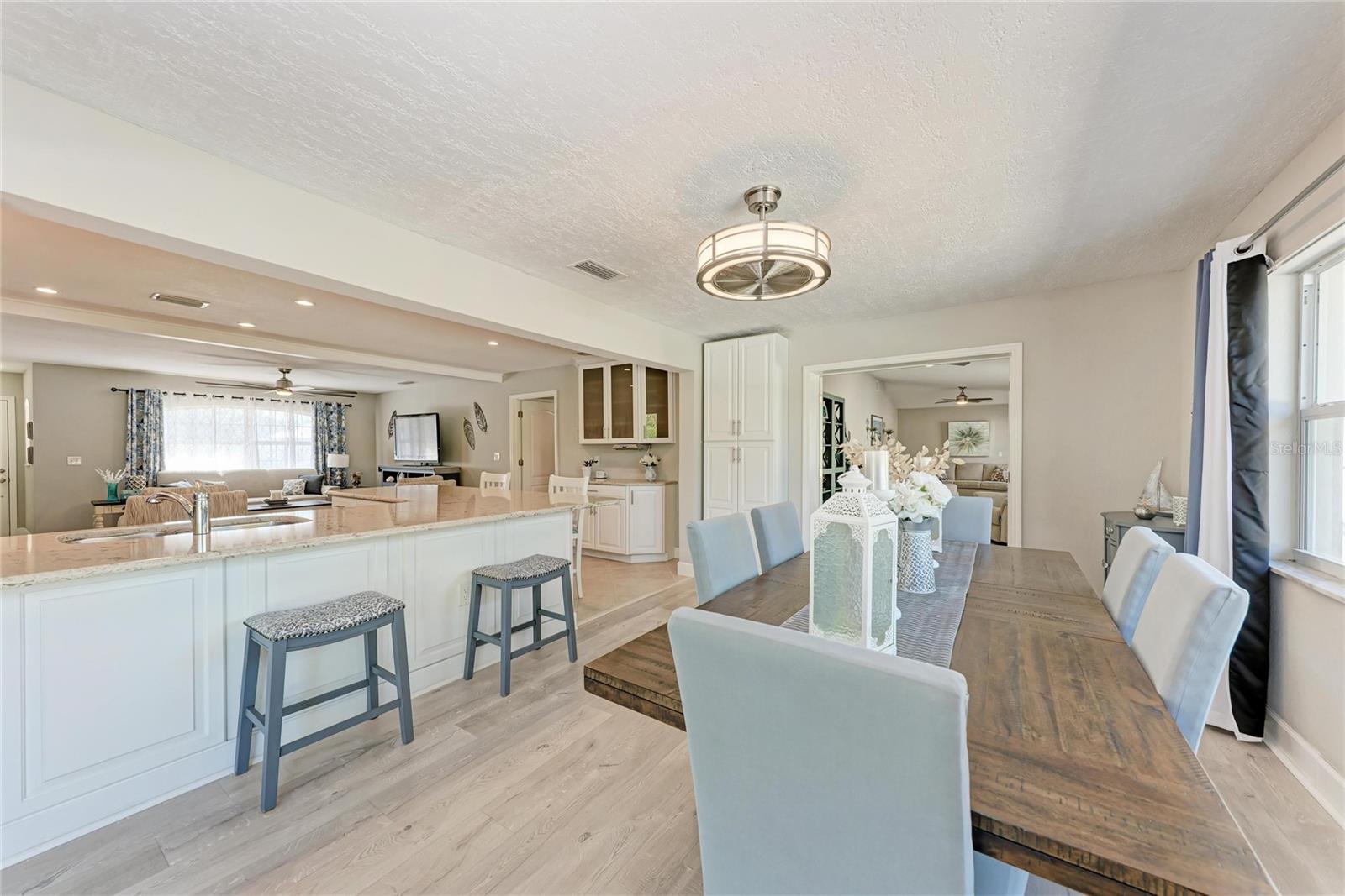 Image 19 of 74 For 5112 26th Avenue W