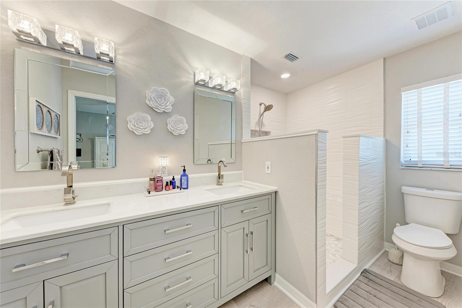 Image 25 of 74 For 5112 26th Avenue W