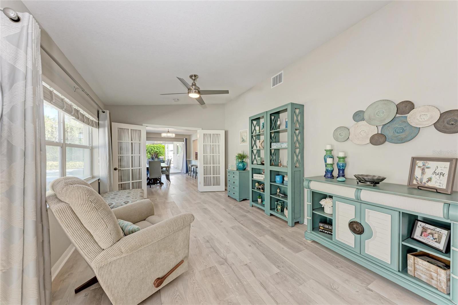 Image 31 of 74 For 5112 26th Avenue W