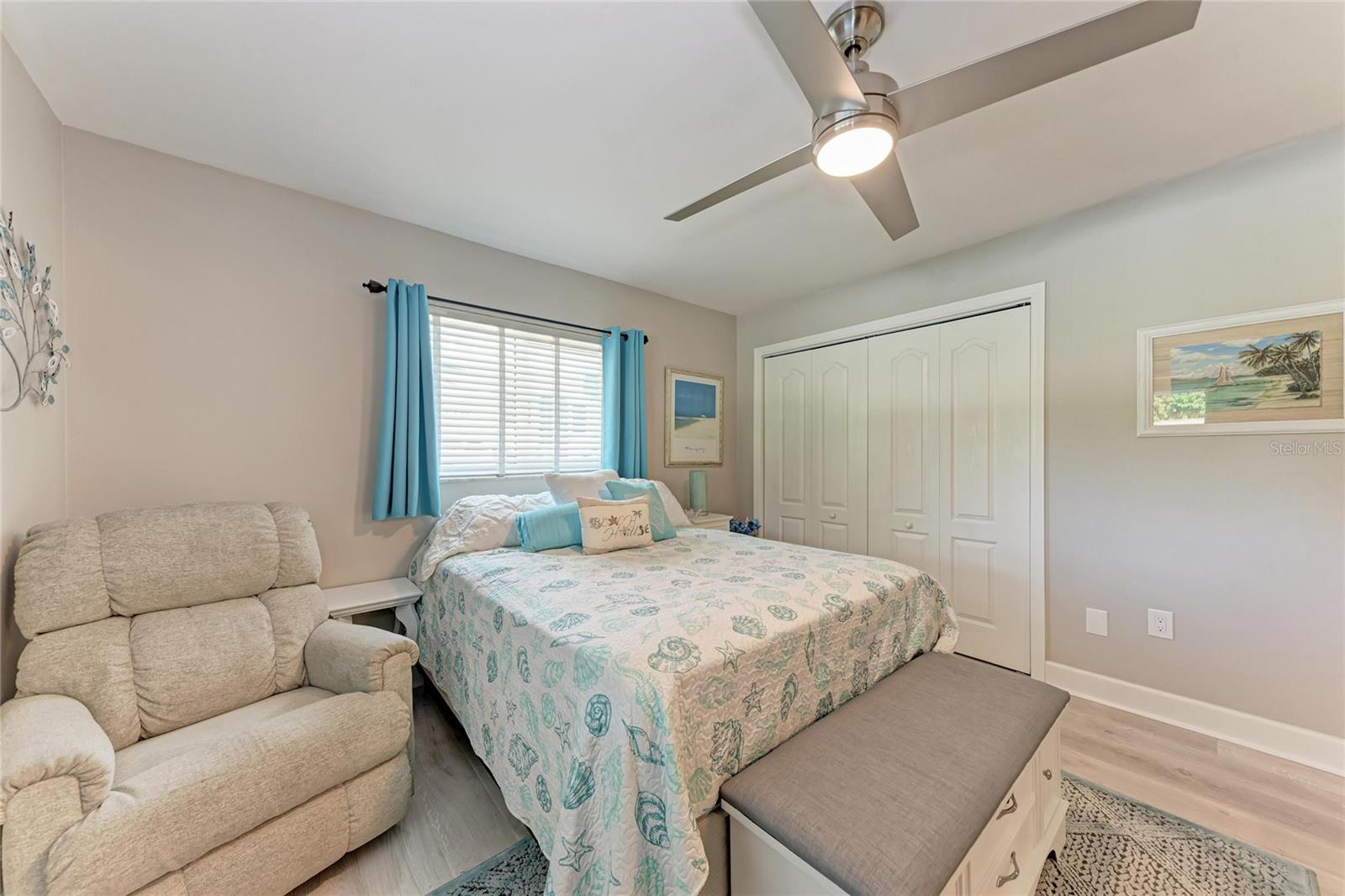 Image 35 of 74 For 5112 26th Avenue W