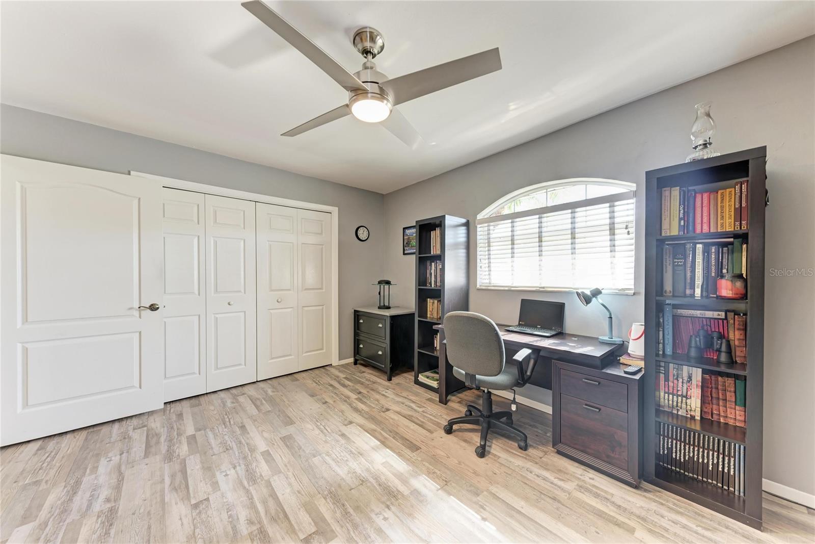 Image 38 of 74 For 5112 26th Avenue W