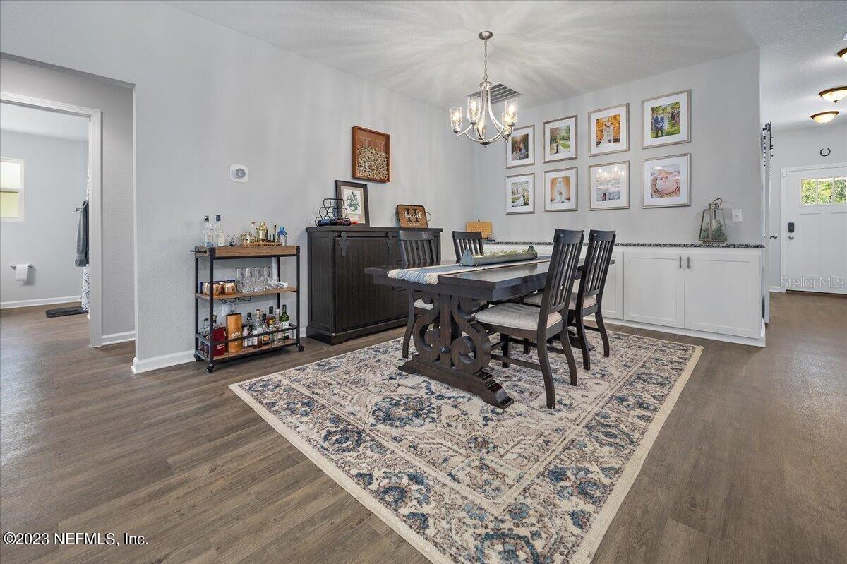 Image 10 of 34 For 5573 Casavedra Court