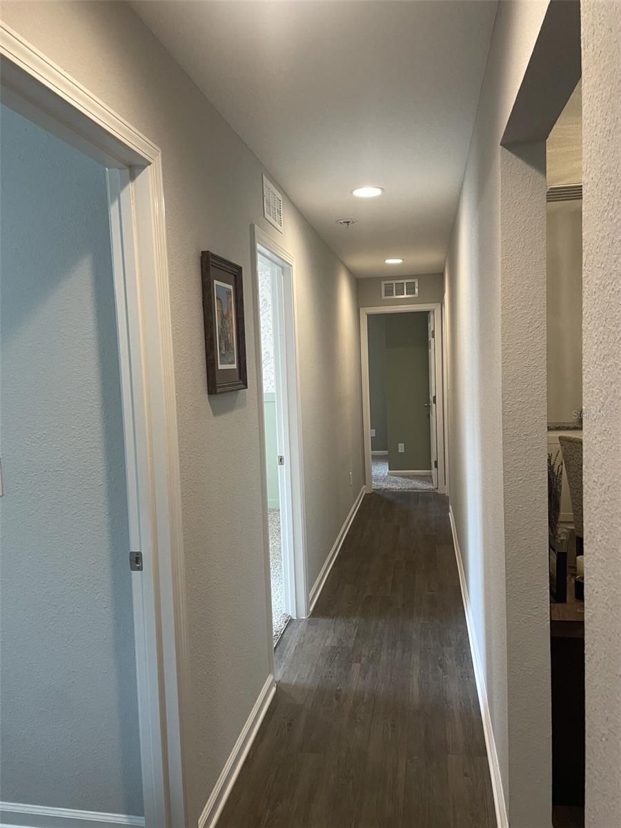 Image 18 of 34 For 5573 Casavedra Court