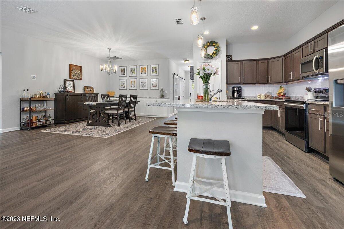 Image 8 of 34 For 5573 Casavedra Court