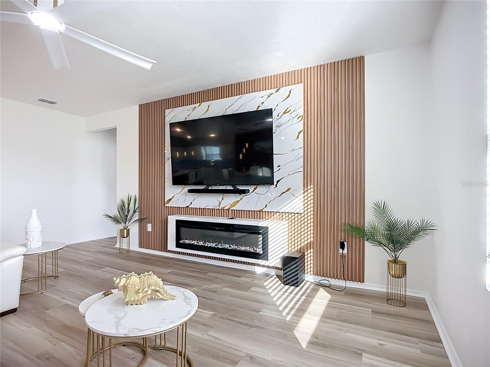 Image 19 of 51 For 13023 Bluff Oak Way