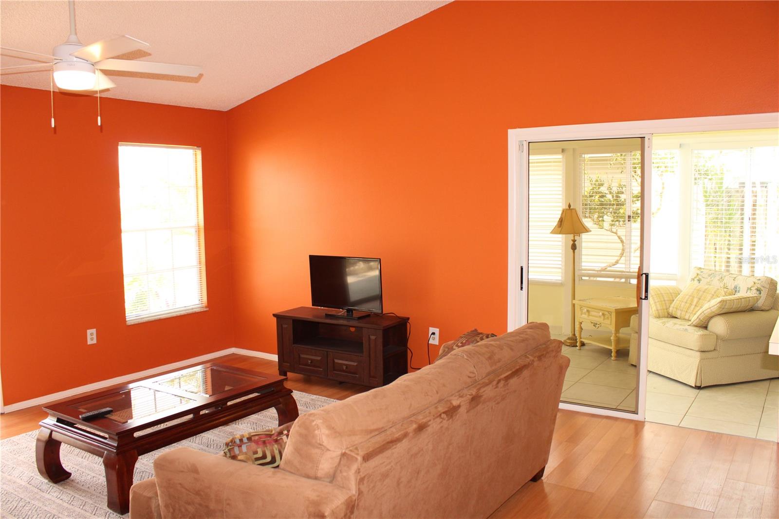 Image 11 of 40 For 4006 39th Street W