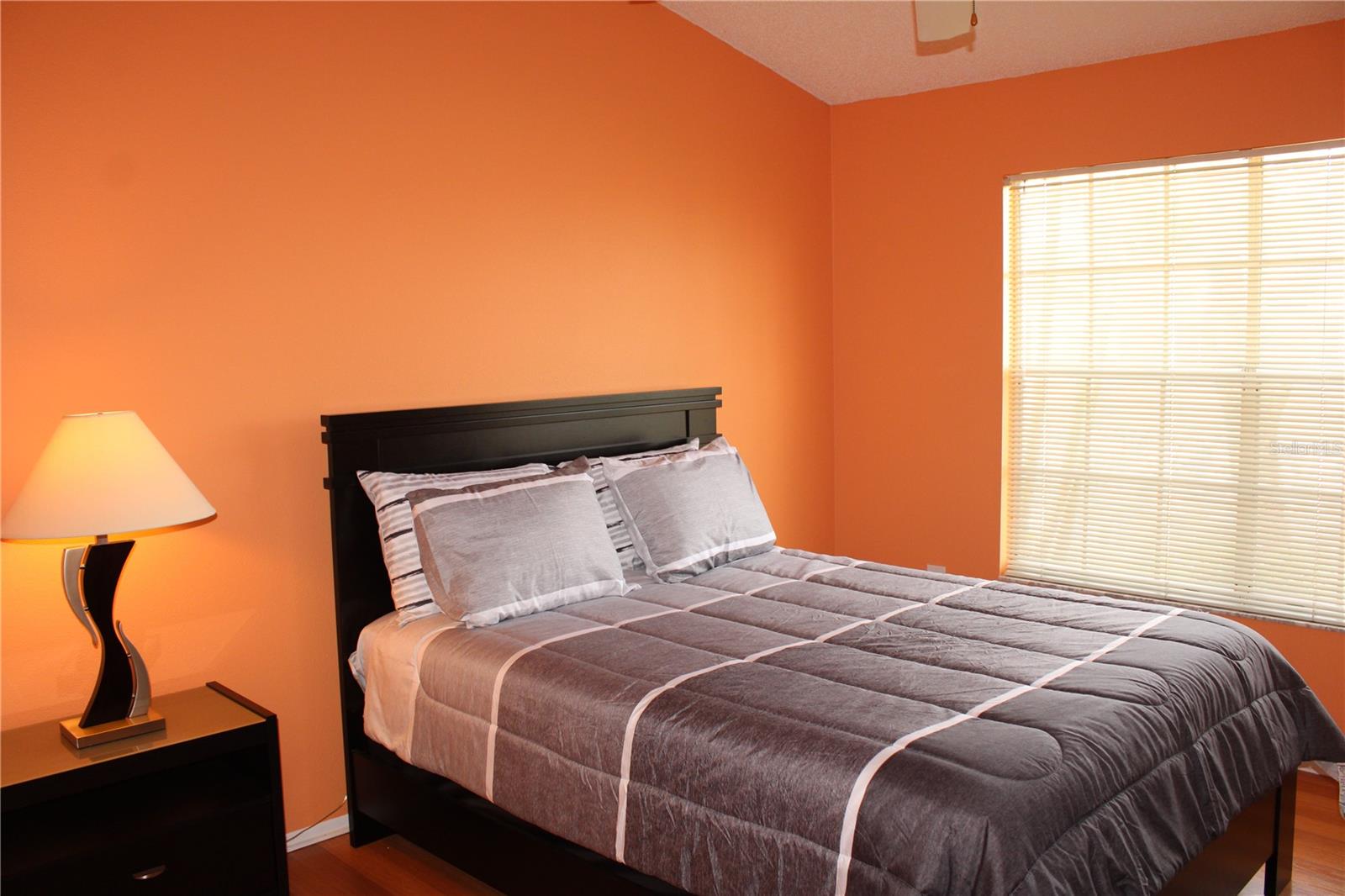 Image 14 of 40 For 4006 39th Street W