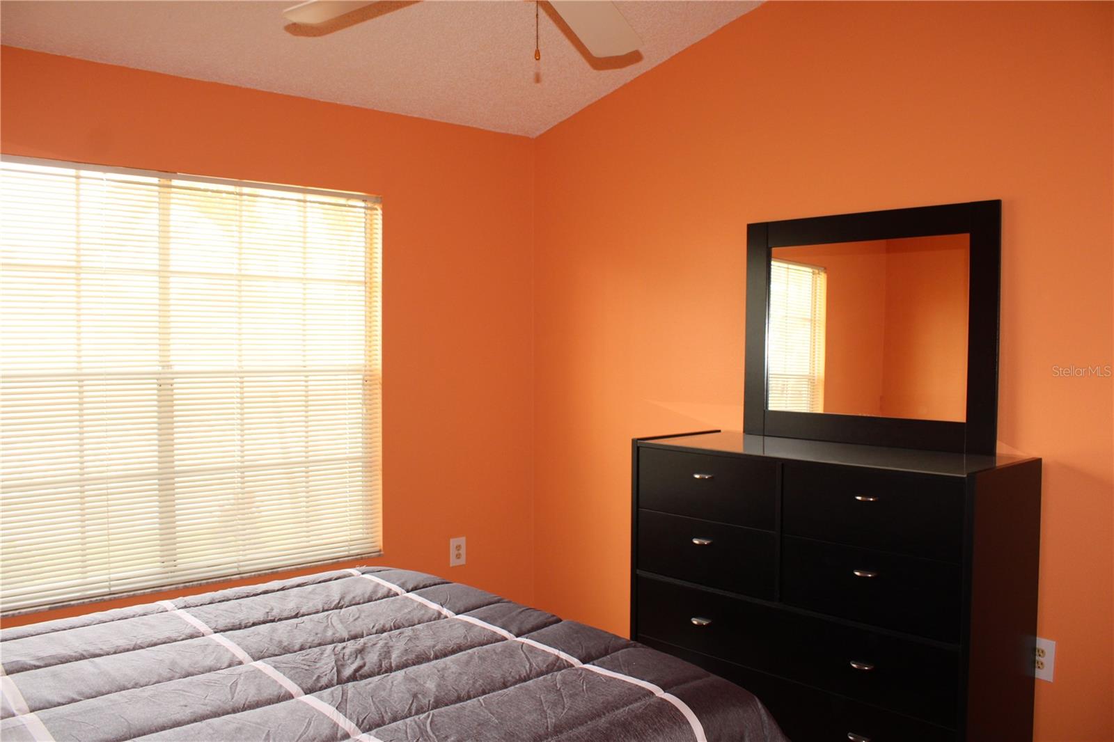 Image 17 of 40 For 4006 39th Street W