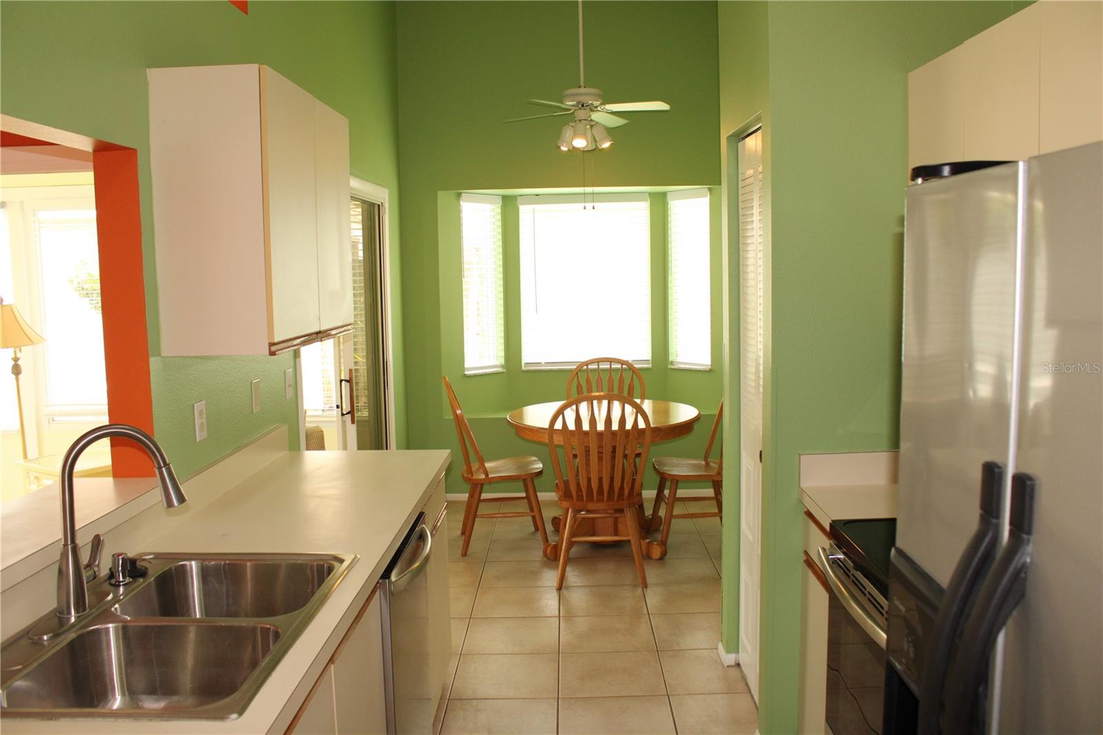 Image 5 of 40 For 4006 39th Street W