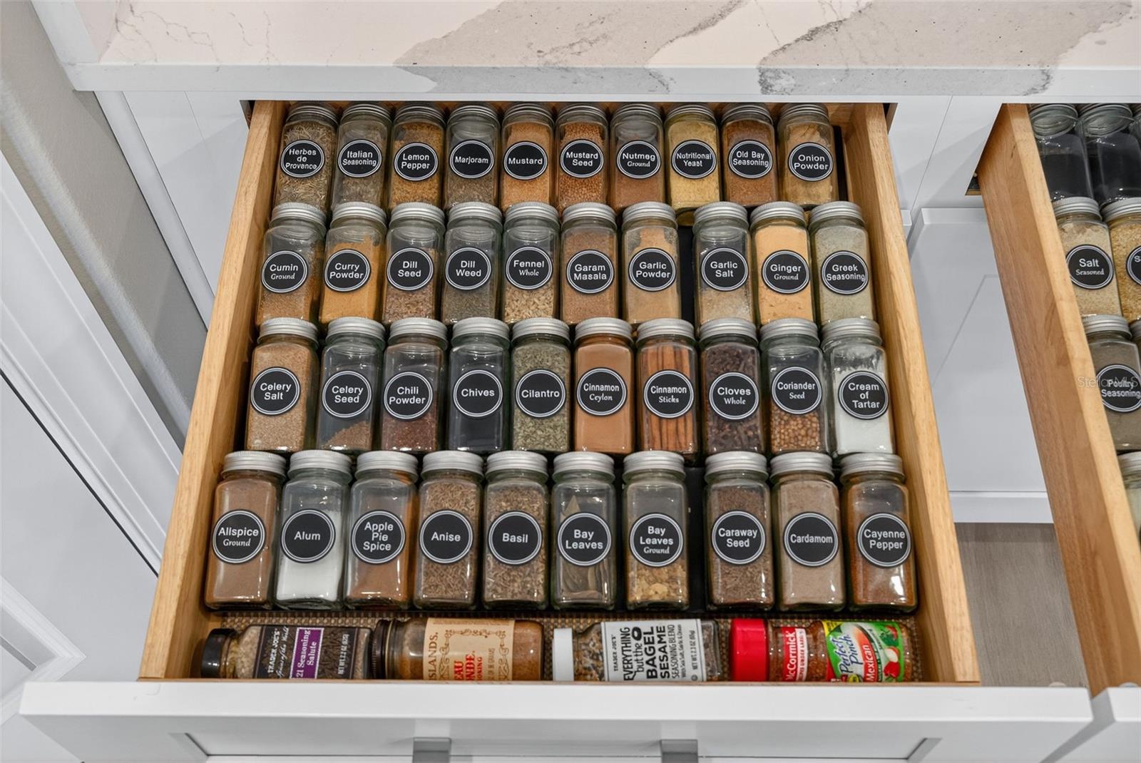 Image 34 of 100 For 3679 Santa Caterina Boulevard