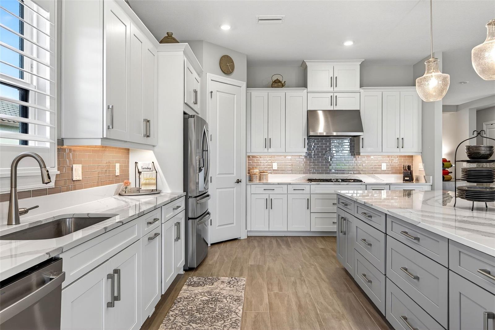 Image 38 of 100 For 3679 Santa Caterina Boulevard