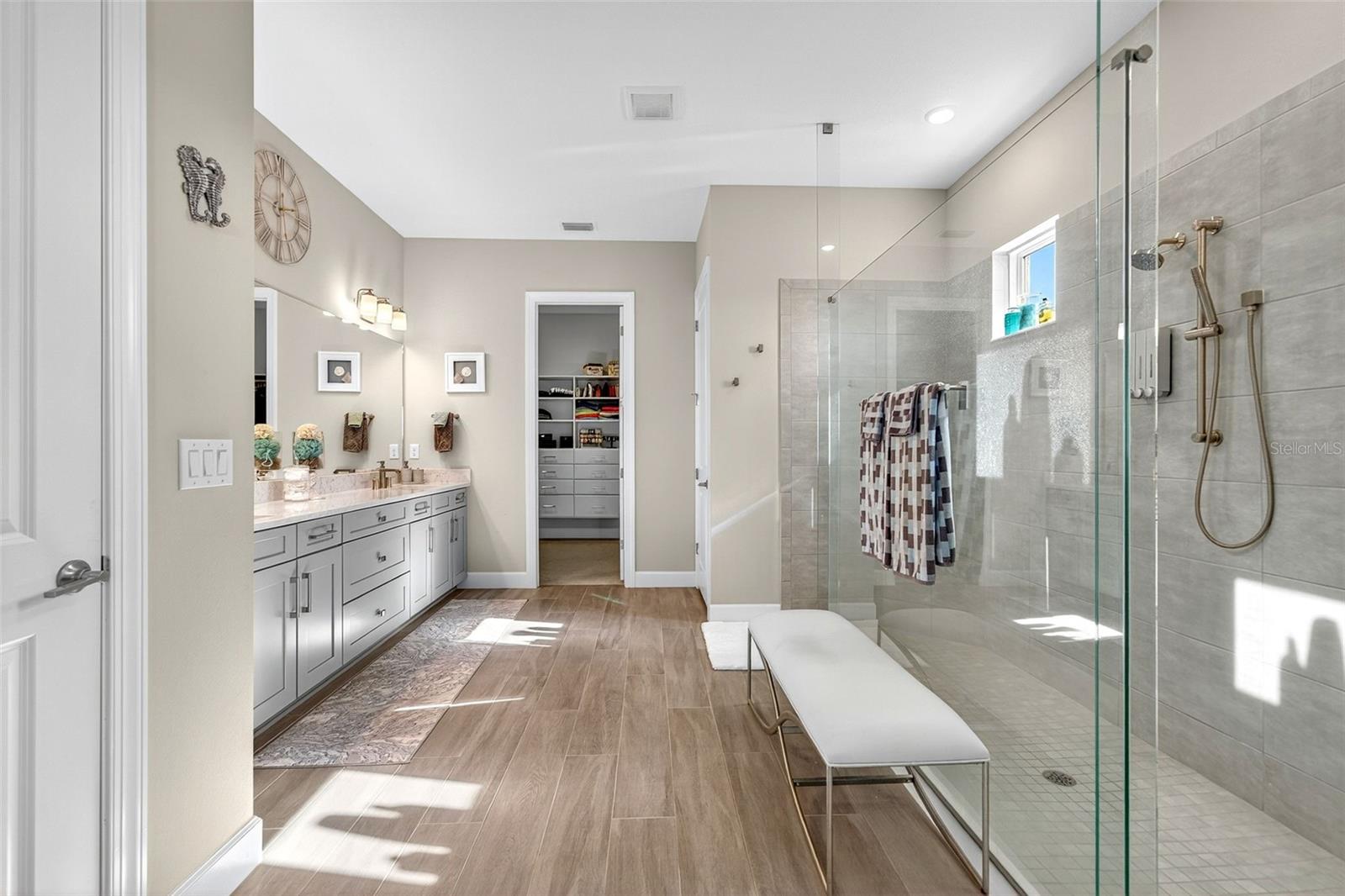 Image 69 of 100 For 3679 Santa Caterina Boulevard