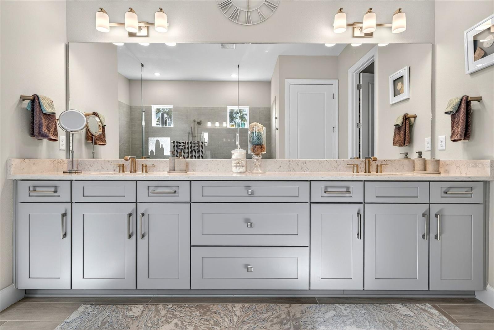 Image 71 of 100 For 3679 Santa Caterina Boulevard