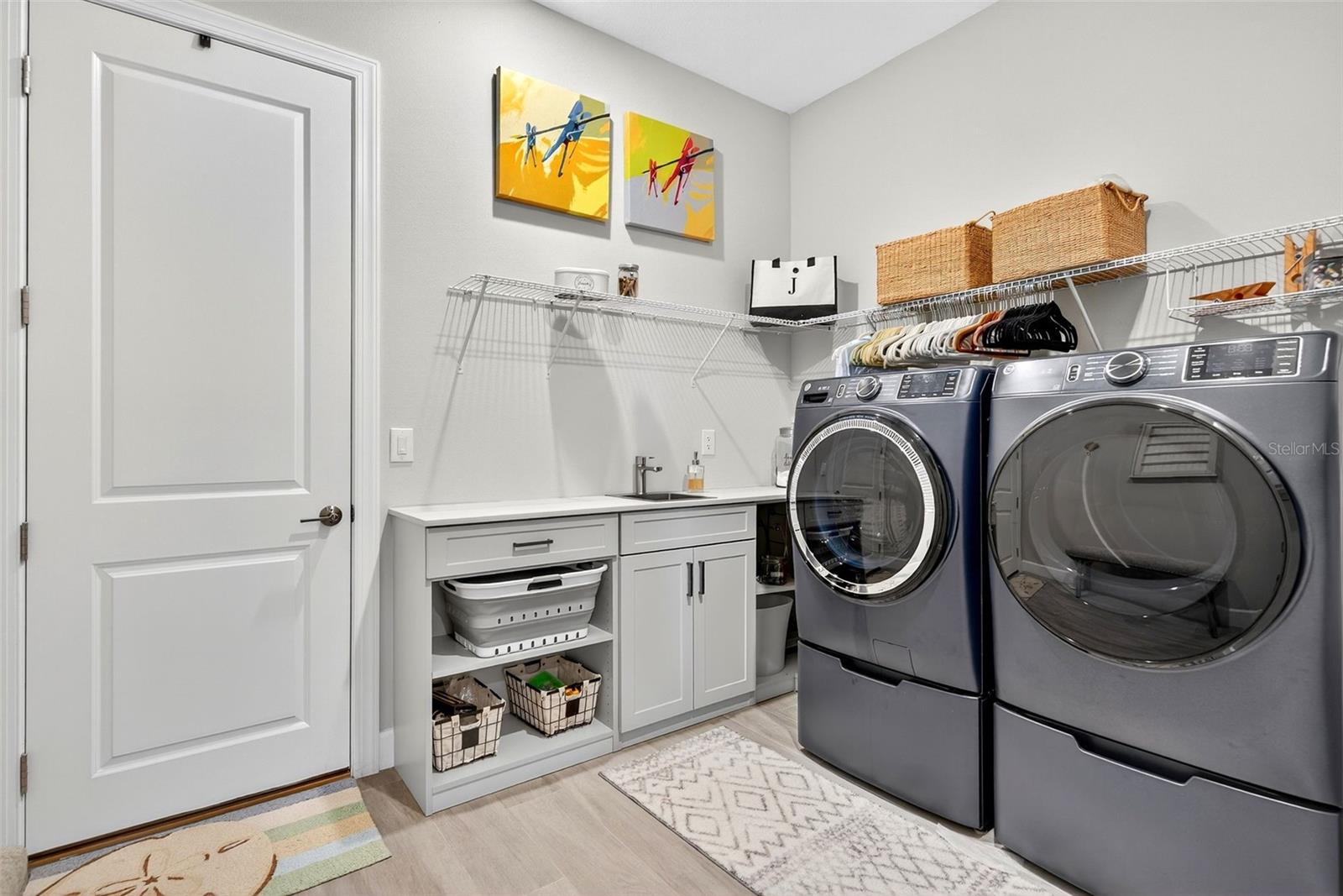 Image 84 of 100 For 3679 Santa Caterina Boulevard