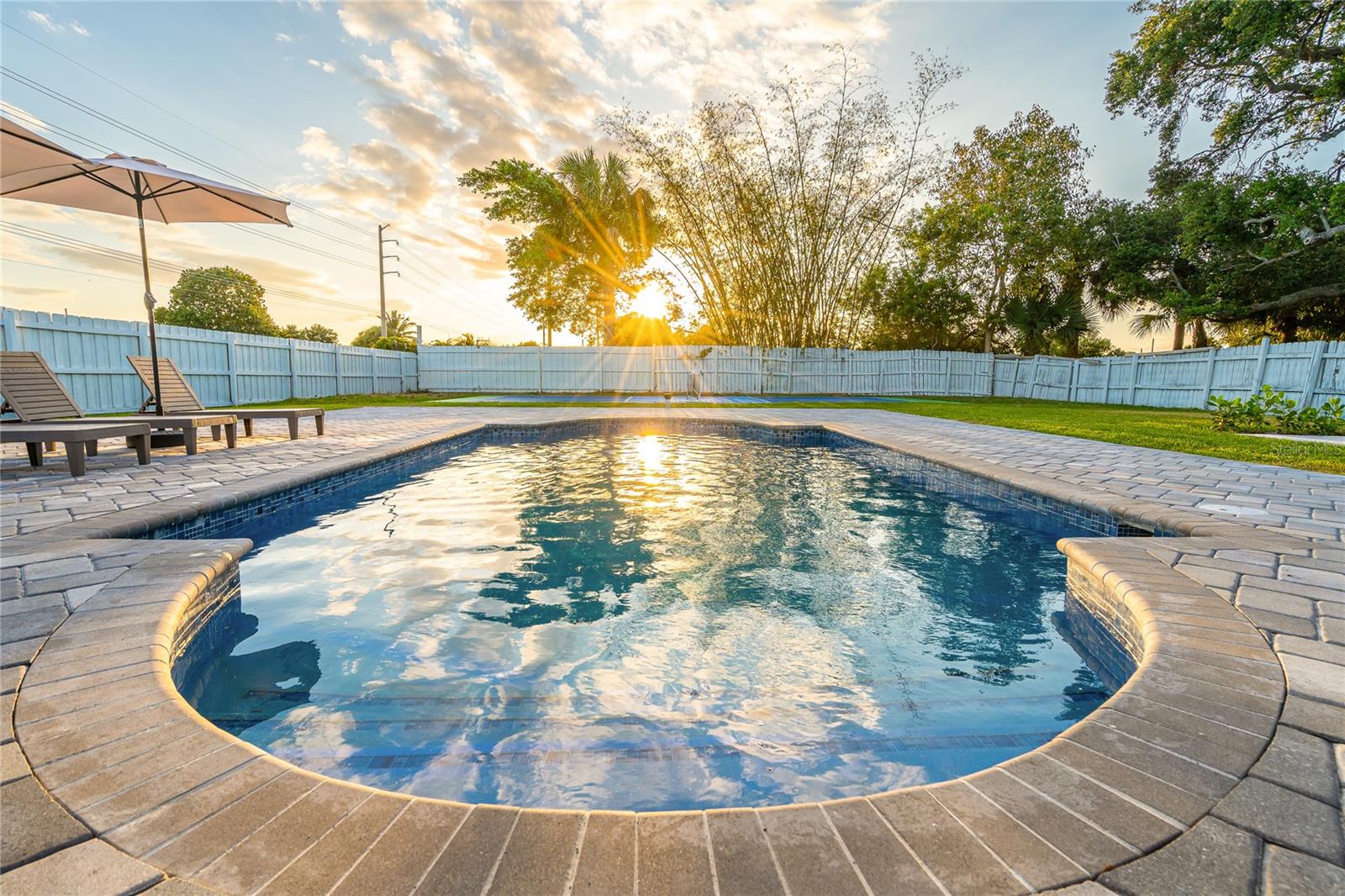 Image 14 of 51 For 483 Florida Mango Road