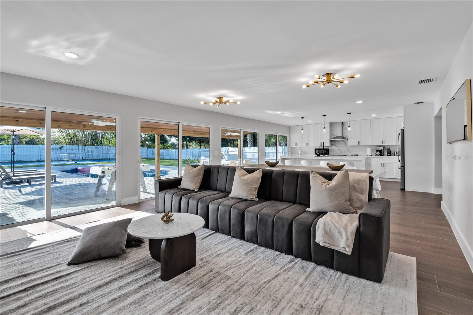 Image 20 of 51 For 483 Florida Mango Road