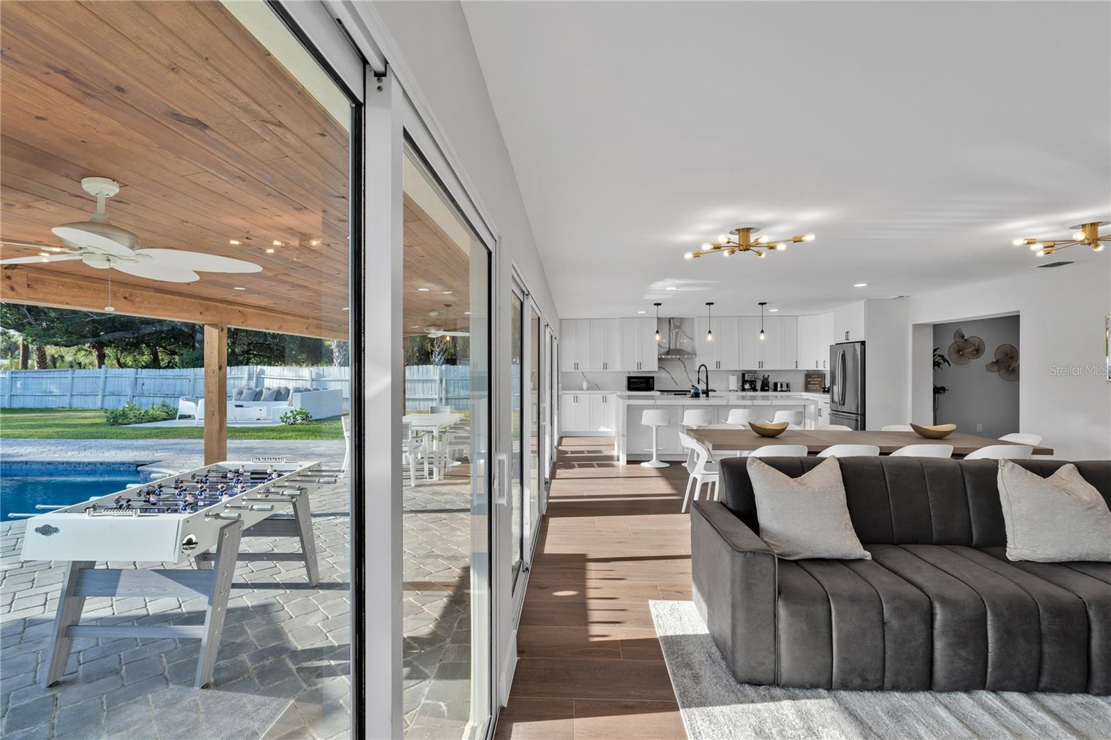 Image 22 of 51 For 483 Florida Mango Road