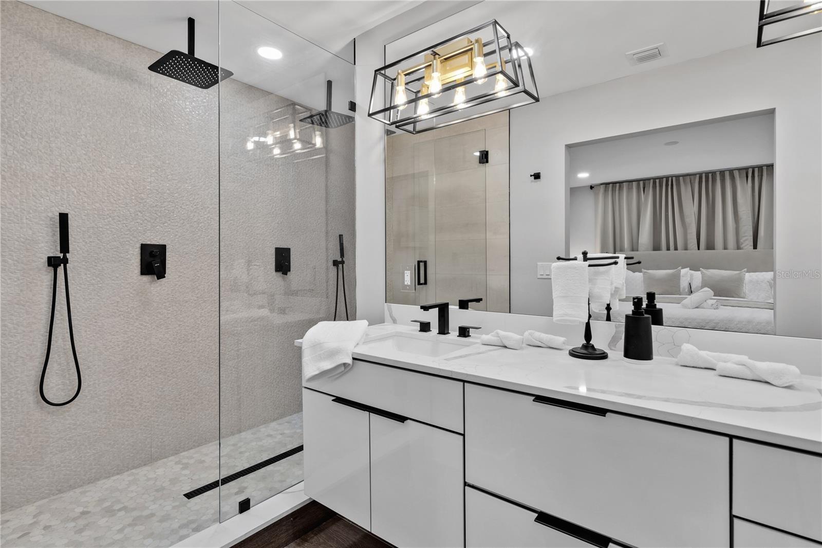 Image 41 of 51 For 483 Florida Mango Road