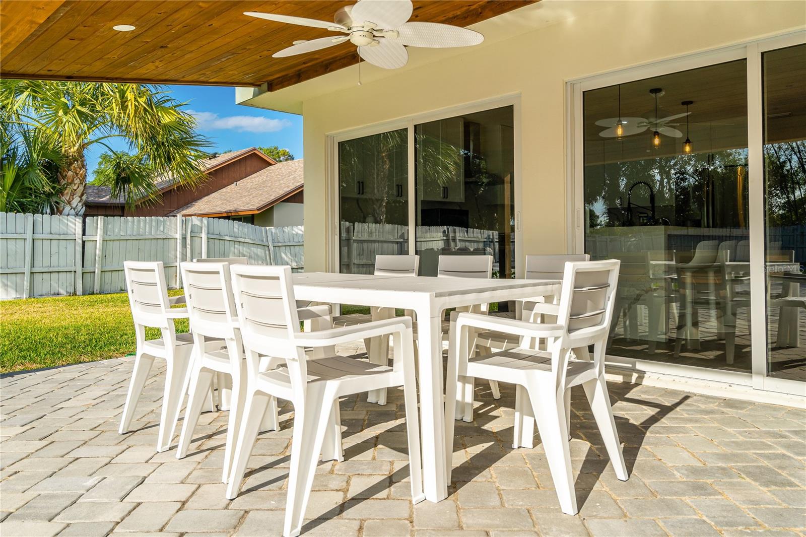 Image 8 of 51 For 483 Florida Mango Road