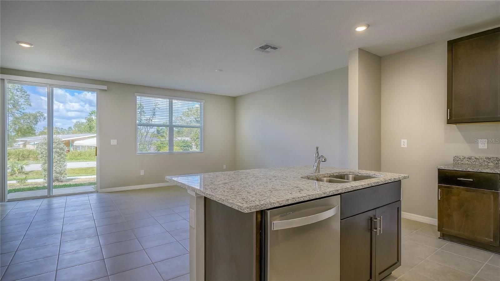 Image 4 of 25 For 5816 Ocean Isle Drive