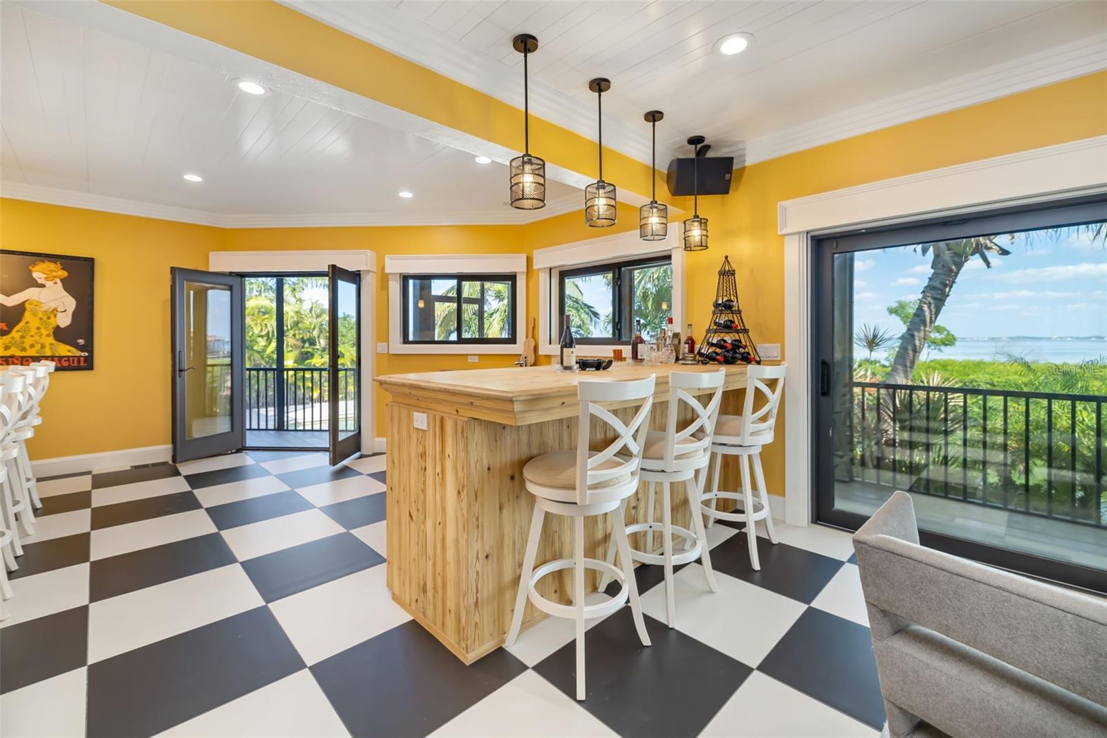 Image 14 of 95 For 560 Harbor Cove Circle