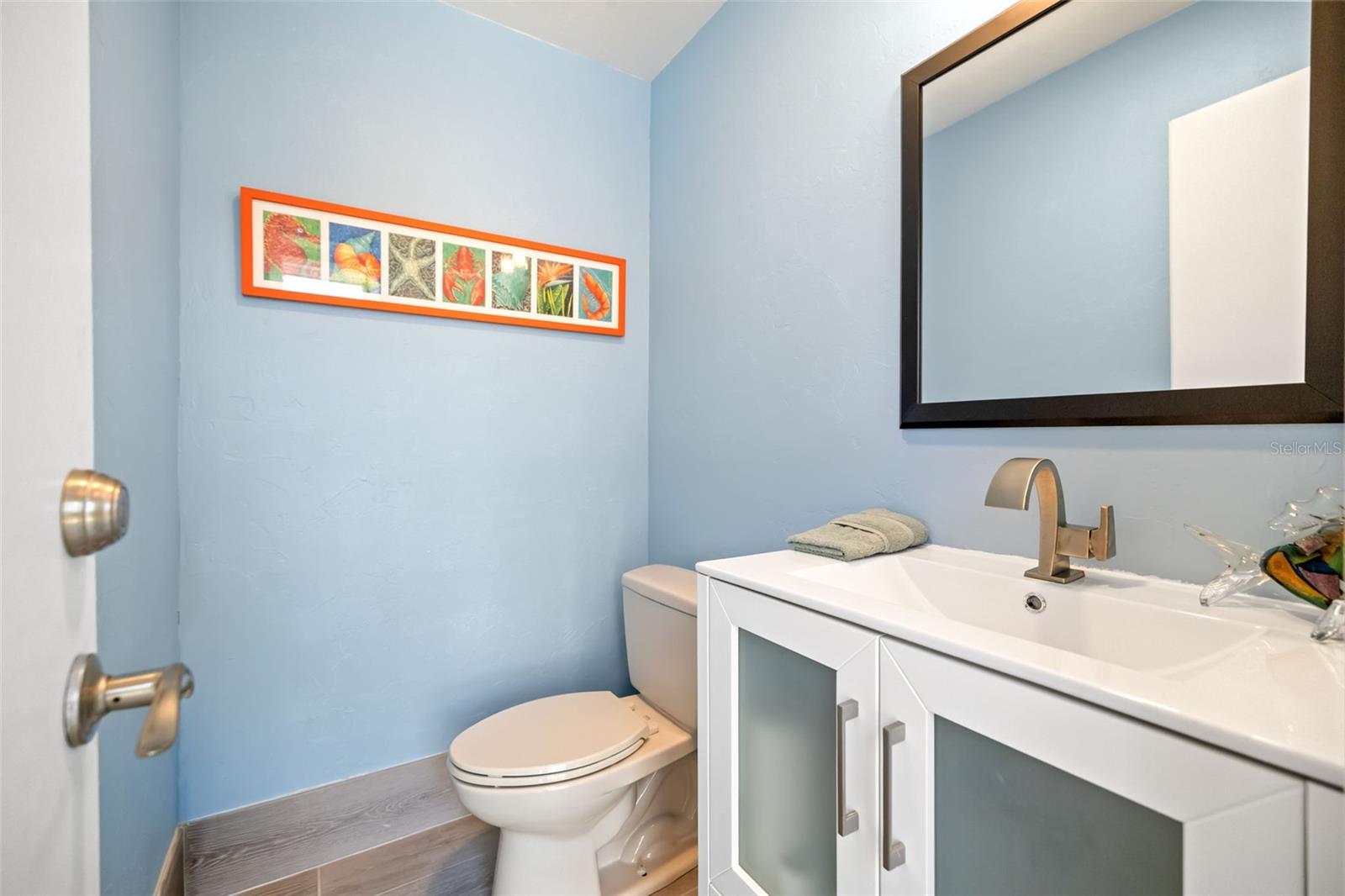 Image 44 of 95 For 560 Harbor Cove Circle