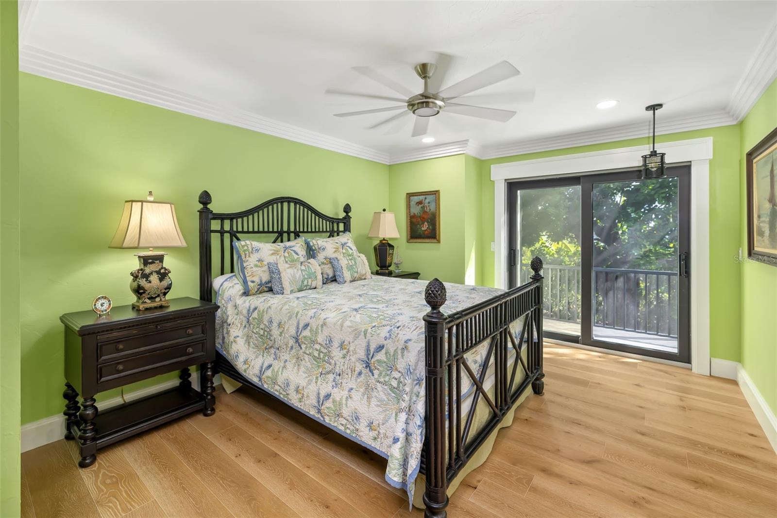 Image 45 of 95 For 560 Harbor Cove Circle