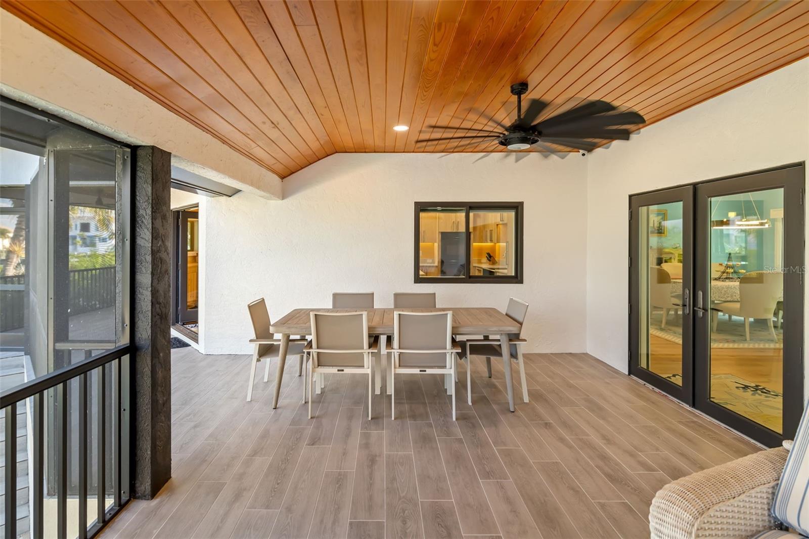 Image 56 of 95 For 560 Harbor Cove Circle