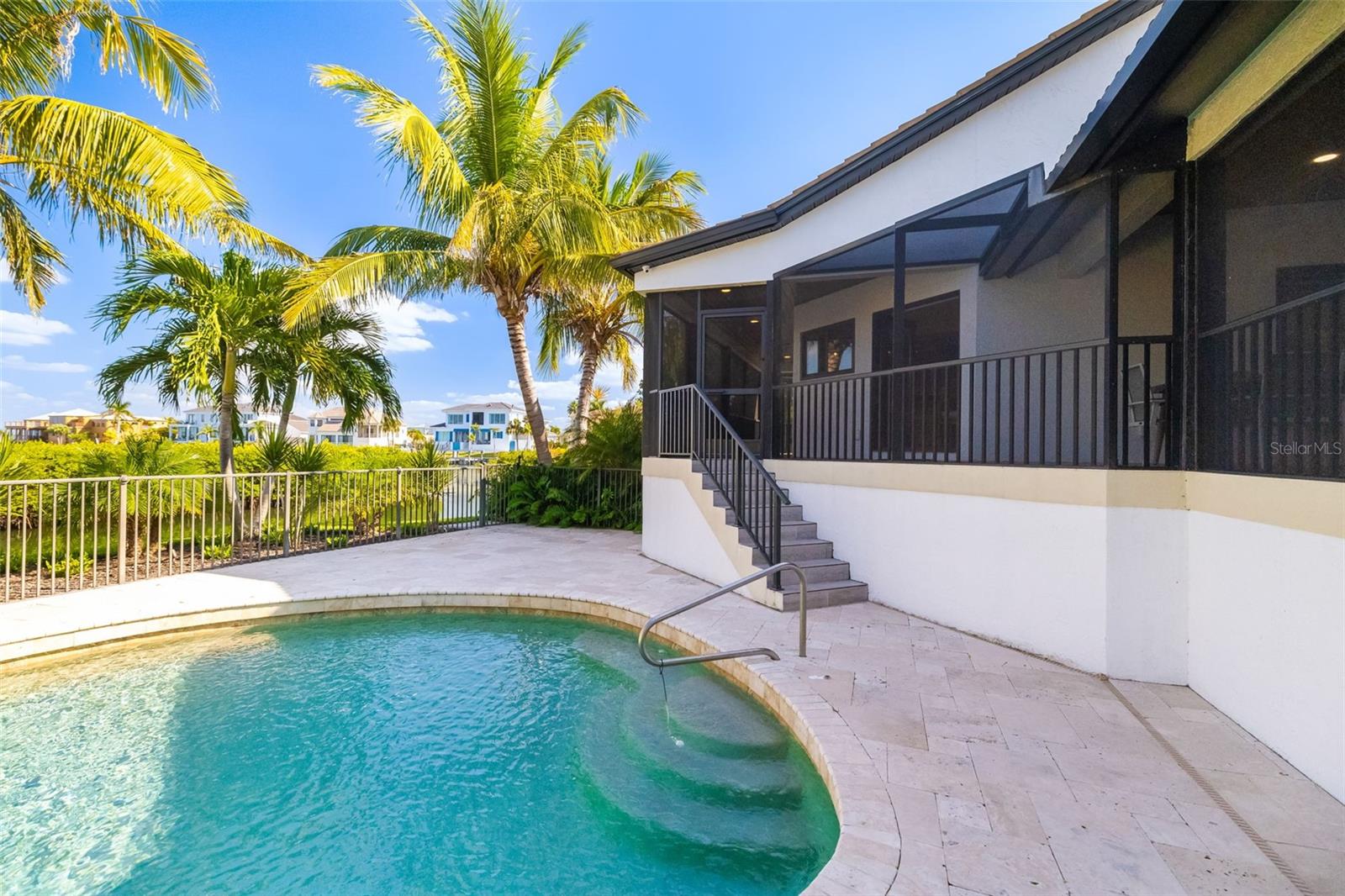 Image 60 of 95 For 560 Harbor Cove Circle