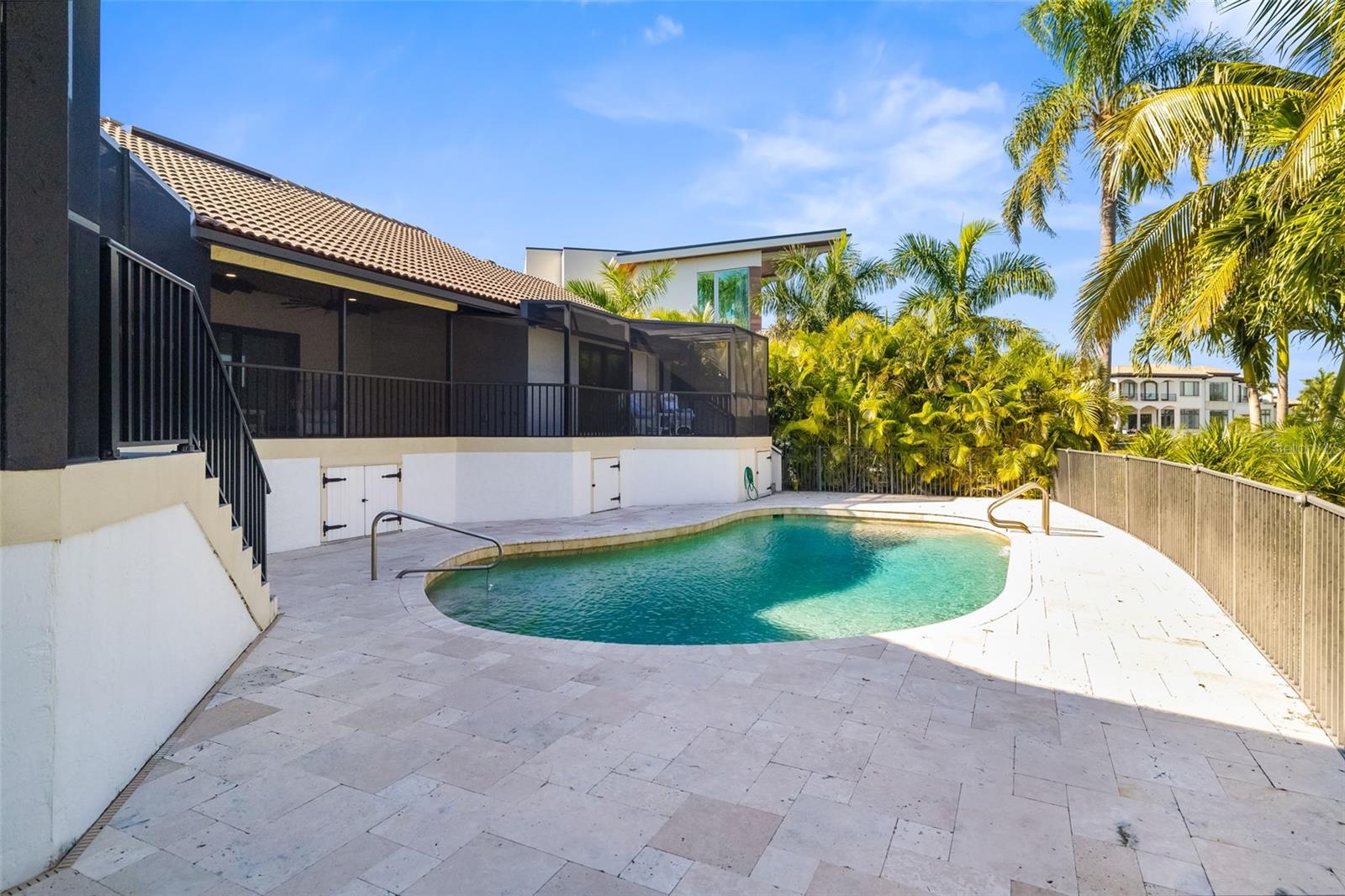 Image 62 of 95 For 560 Harbor Cove Circle