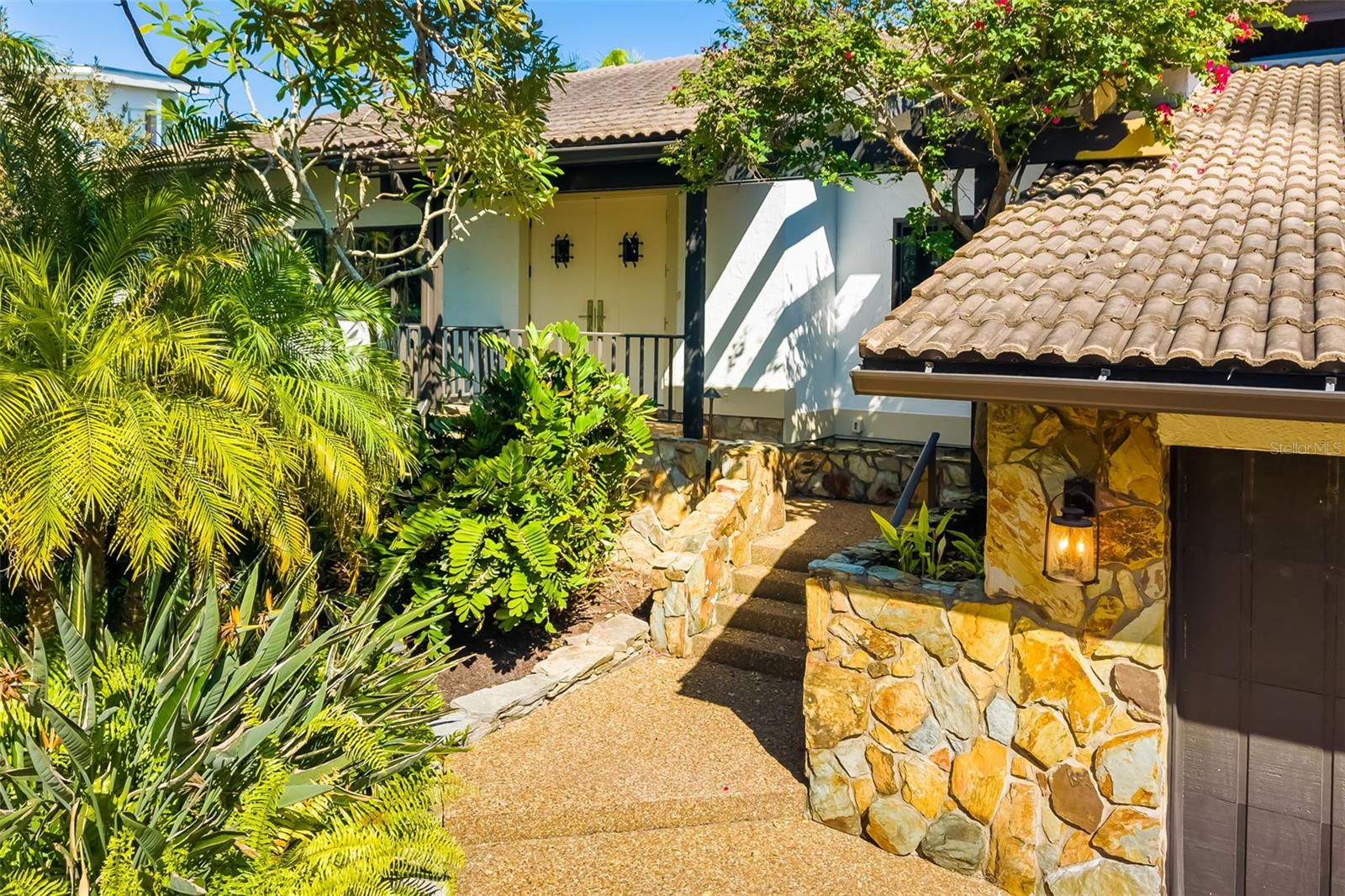 Image 65 of 95 For 560 Harbor Cove Circle