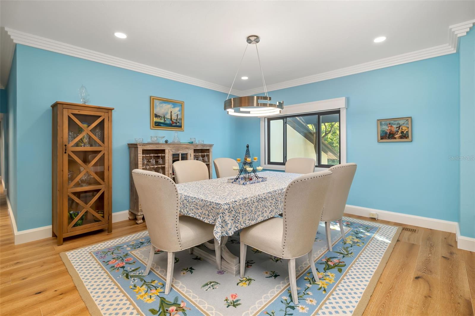 Image 9 of 95 For 560 Harbor Cove Circle