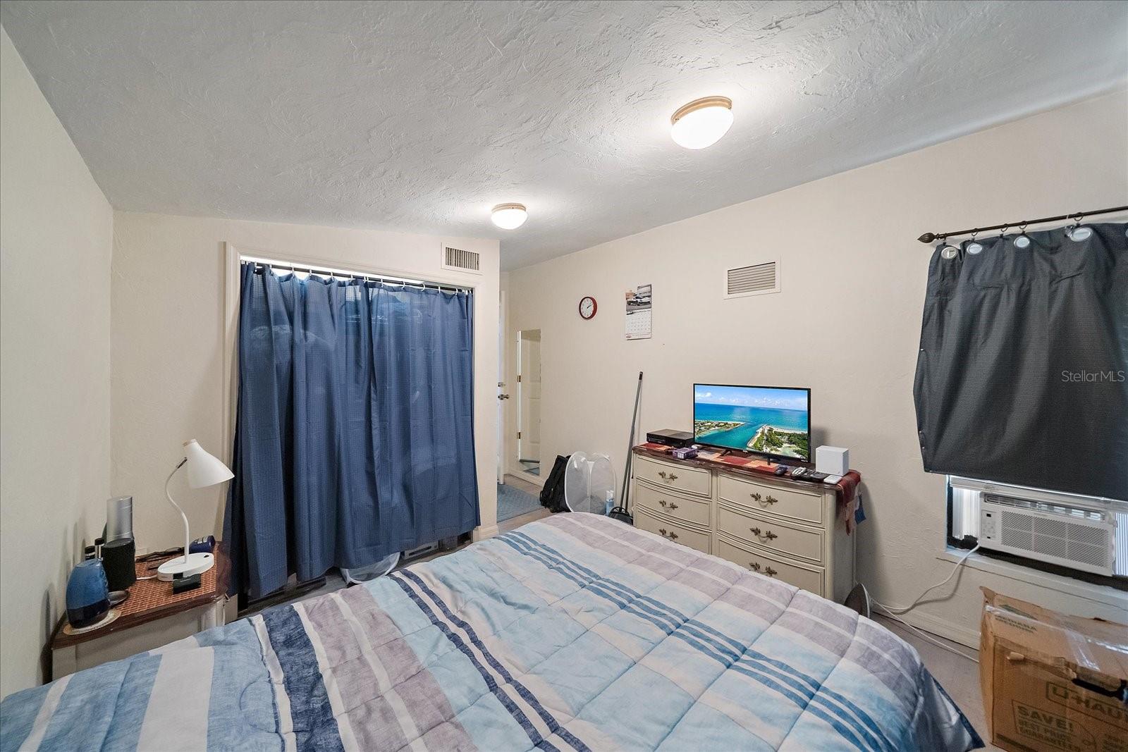 Image 12 of 27 For 2150 Schwalbe Way