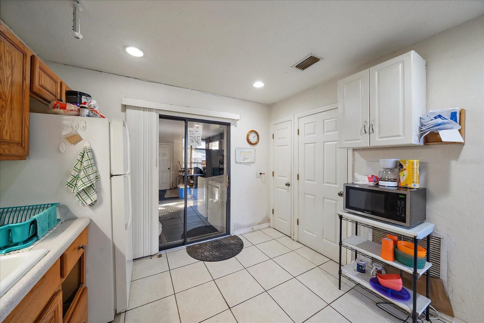 Image 5 of 27 For 2150 Schwalbe Way